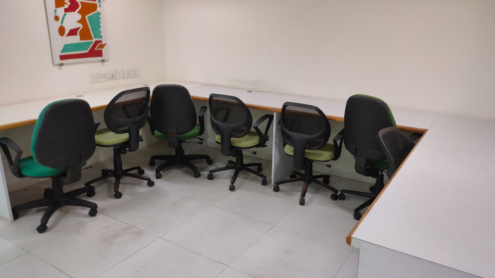 Office 1380 Sq. Ft. Commercial Office for Rent in Prahladnagar Ahmedabad - Media 9