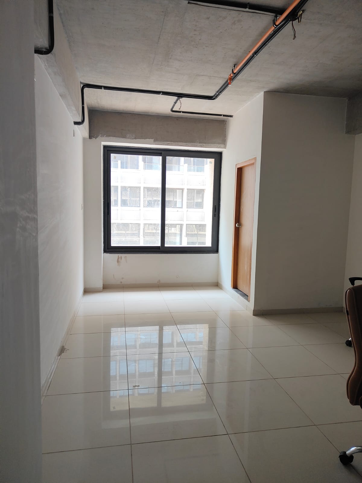 Office 468 Sq. Ft. Commercial Office for Rent in Jagatpur Ahmedabad - Media 4