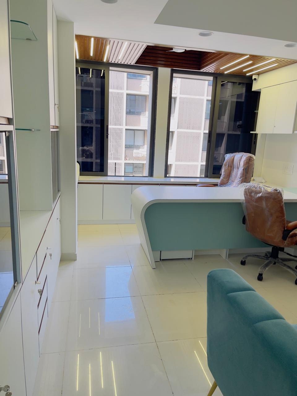 Office 981 Sq. Ft. Commercial Office for Sale in Jagatpur Ahmedabad - Media 4