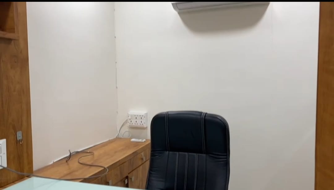 Office 2266 Sq. Ft. Commercial Office for Sale in Satellite Ahmedabad - Media 4