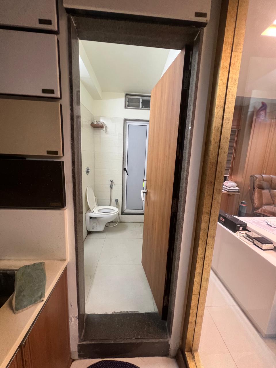Showroom 869 Sq. Ft. Showroom Second Floor for Sale in Satellite Ahmedabad - Media 5