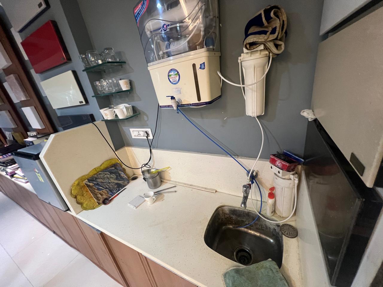 Showroom 869 Sq. Ft. Showroom Second Floor for Sale in Satellite Ahmedabad - Media 2