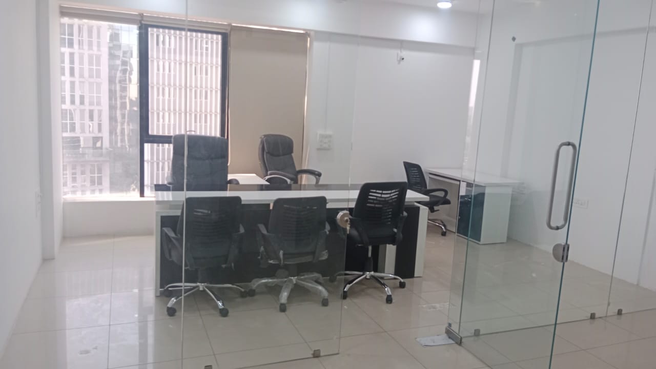 Office 685 Sq. Ft. Commercial Office for Rent in Prahladnagar Ahmedabad - Media 4