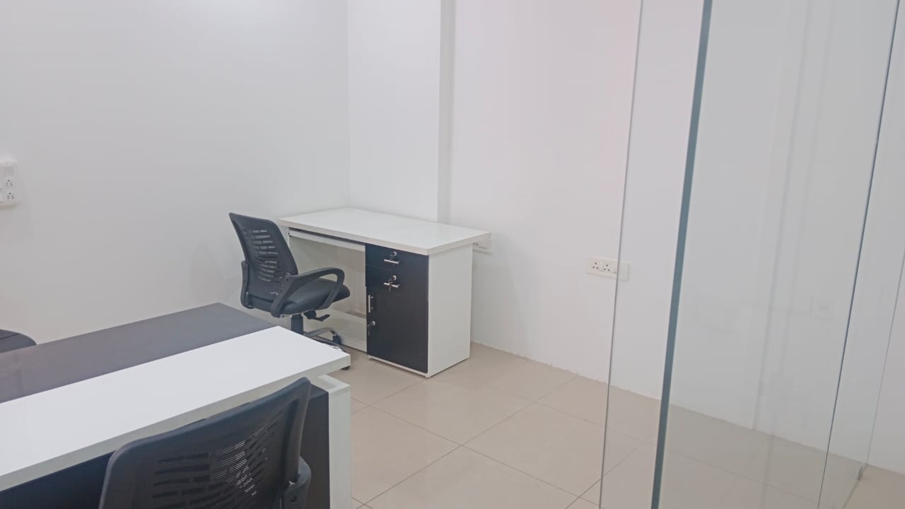 Office 685 Sq. Ft. Commercial Office for Rent in Prahladnagar Ahmedabad - Media 6