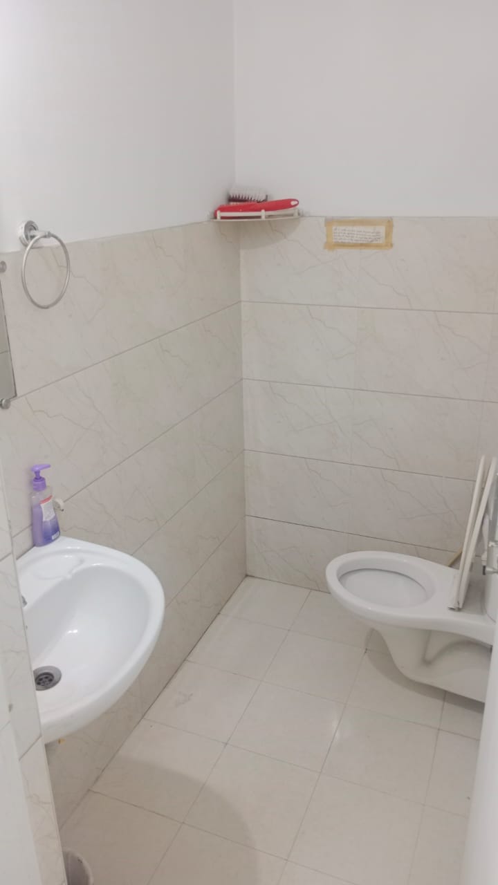 Office 685 Sq. Ft. Commercial Office for Rent in Prahladnagar Ahmedabad - Media 10