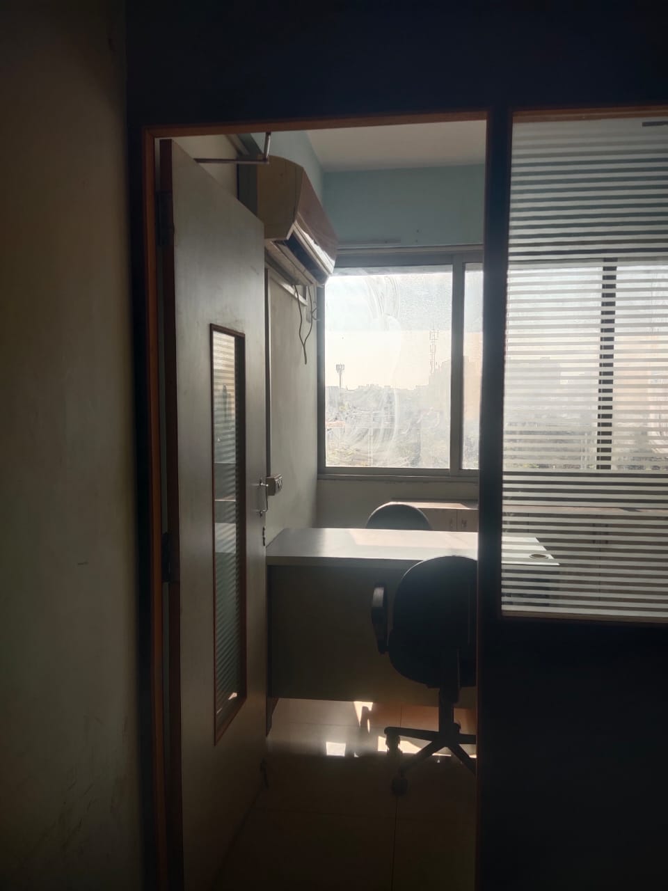 Office 373 Sq. Ft. Commercial Office for Rent in Prahladnagar Ahmedabad - Media 3