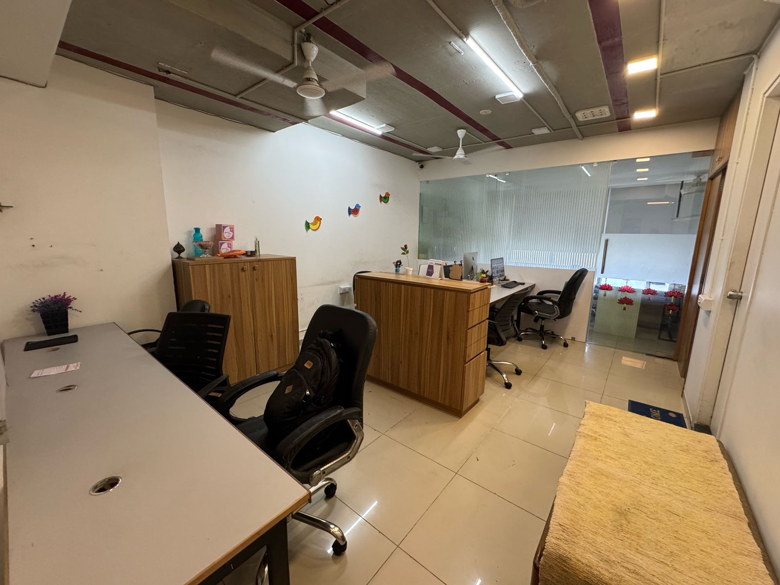 Office 758 Sq. Ft. Commercial Office for Rent in Vastrapur Ahmedabad - Media 4