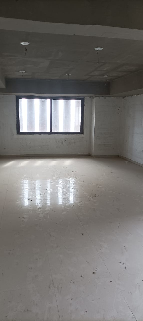 Office 1100 Sq. Ft. Commercial Office for Sale in Jagatpur Ahmedabad - Media 2