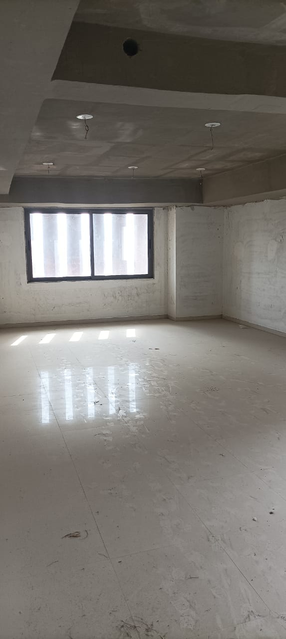 Office 1100 Sq. Ft. Commercial Office for Sale in Jagatpur Ahmedabad - Media 3