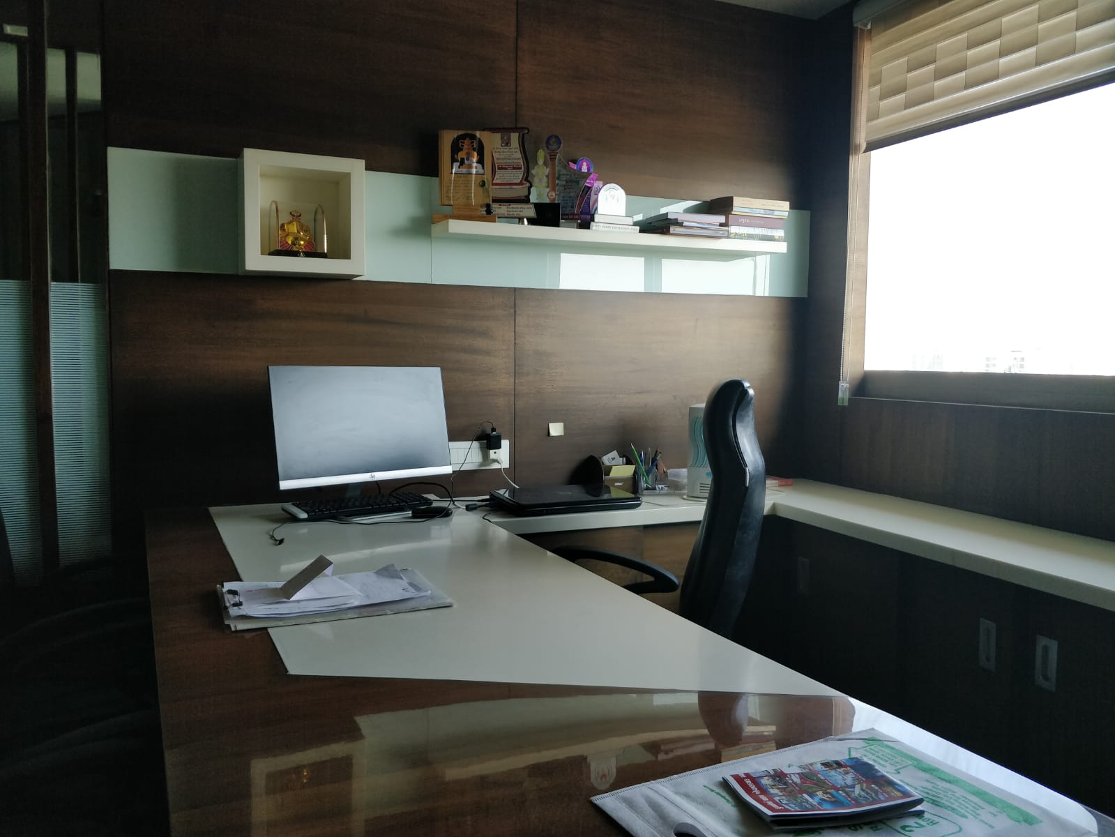 Office 1100 Sq. Ft. Commercial Office for Rent in Prahladnagar Ahmedabad - Media 2
