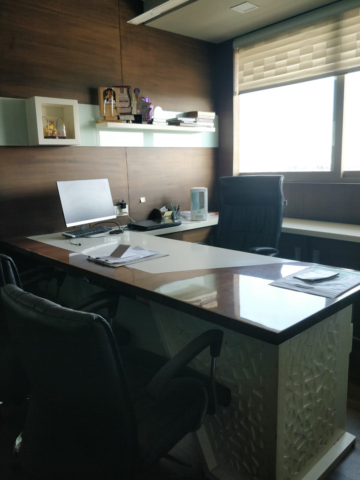 Office 1100 Sq. Ft. Commercial Office for Rent in Prahladnagar Ahmedabad - Media 4