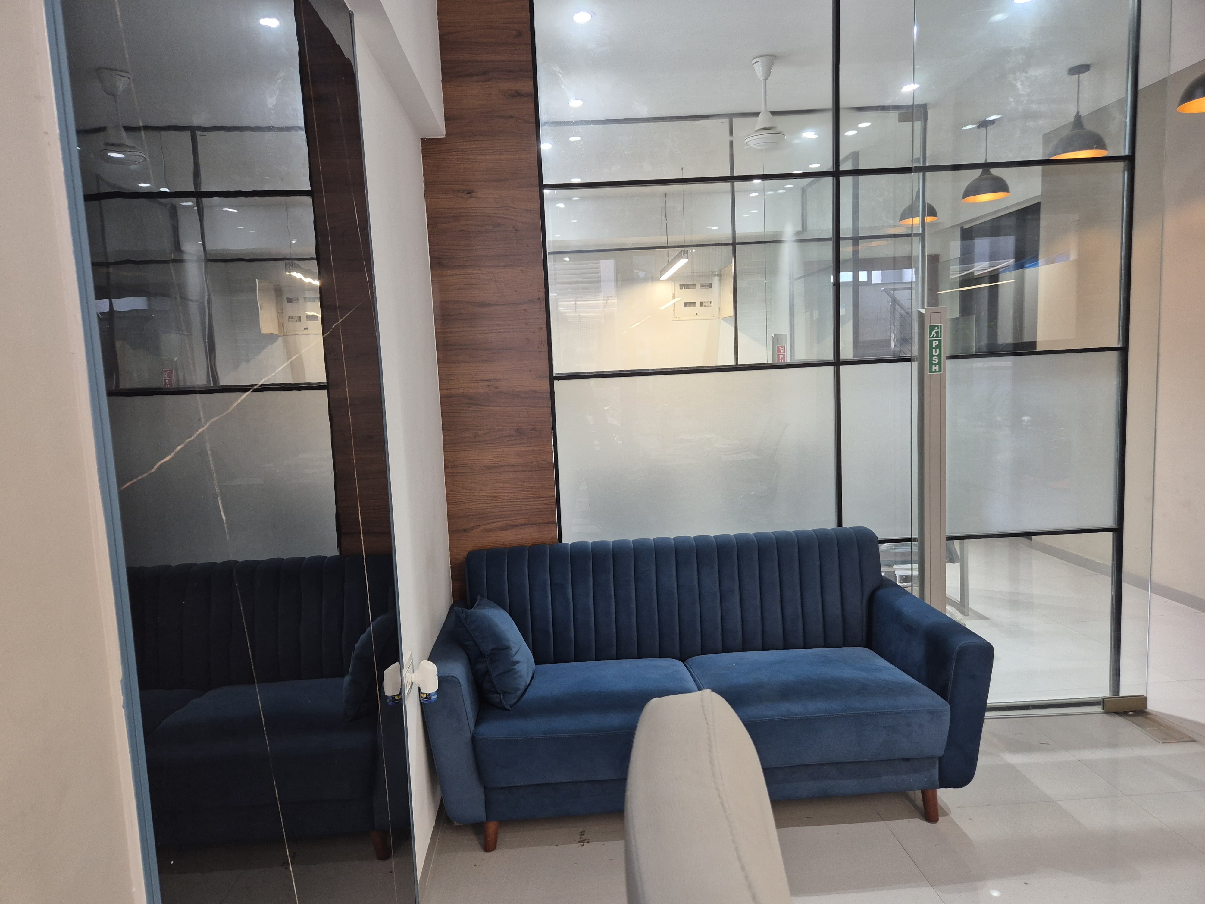 Office 965 Sq. Ft. Commercial Office for Rent in Sindhu Bhavan Road Ahmedabad - Media 7