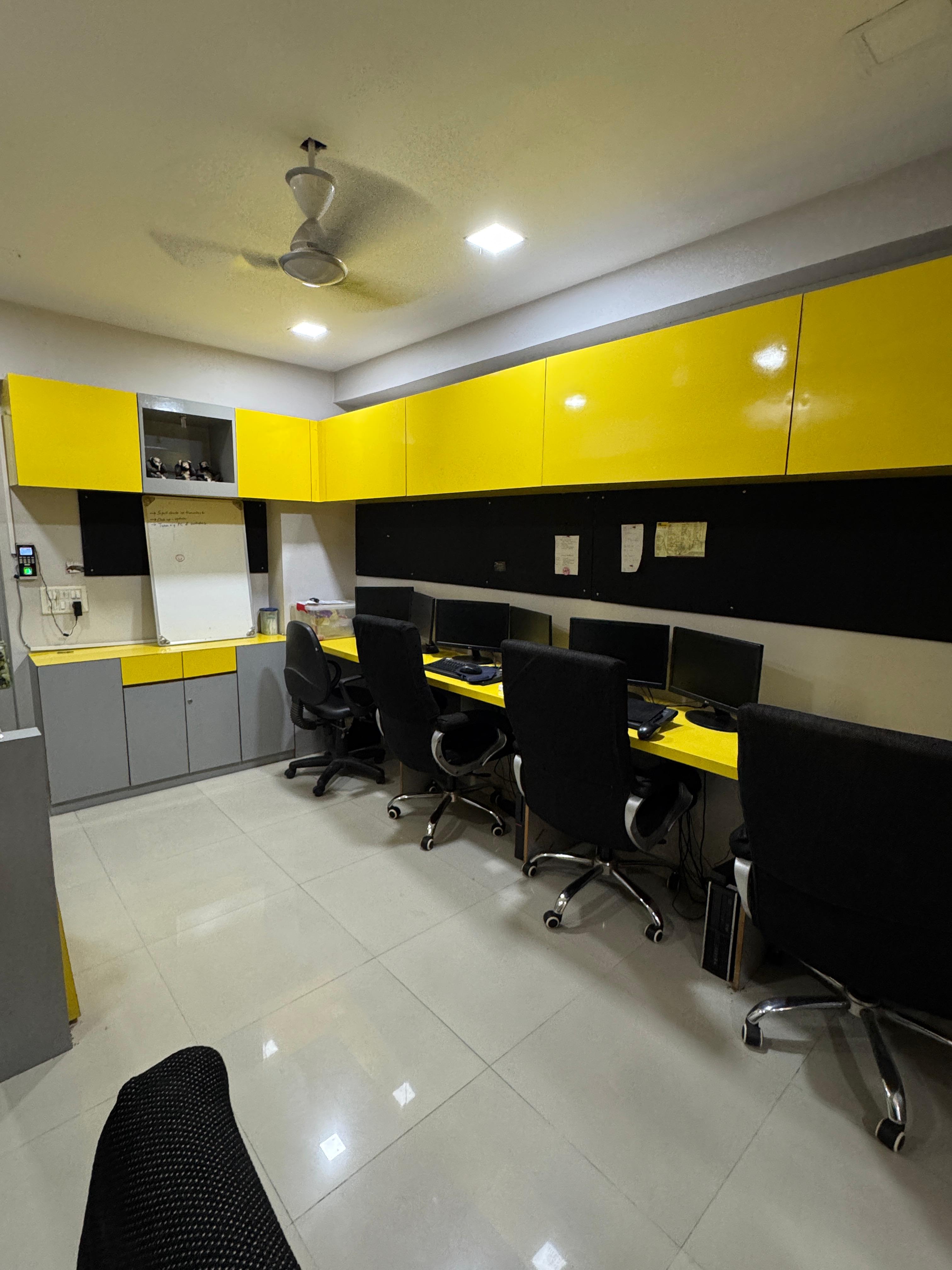 Office 417 Sq. Ft. Commercial Office for Sale in Makarba Ahmedabad - Media 3