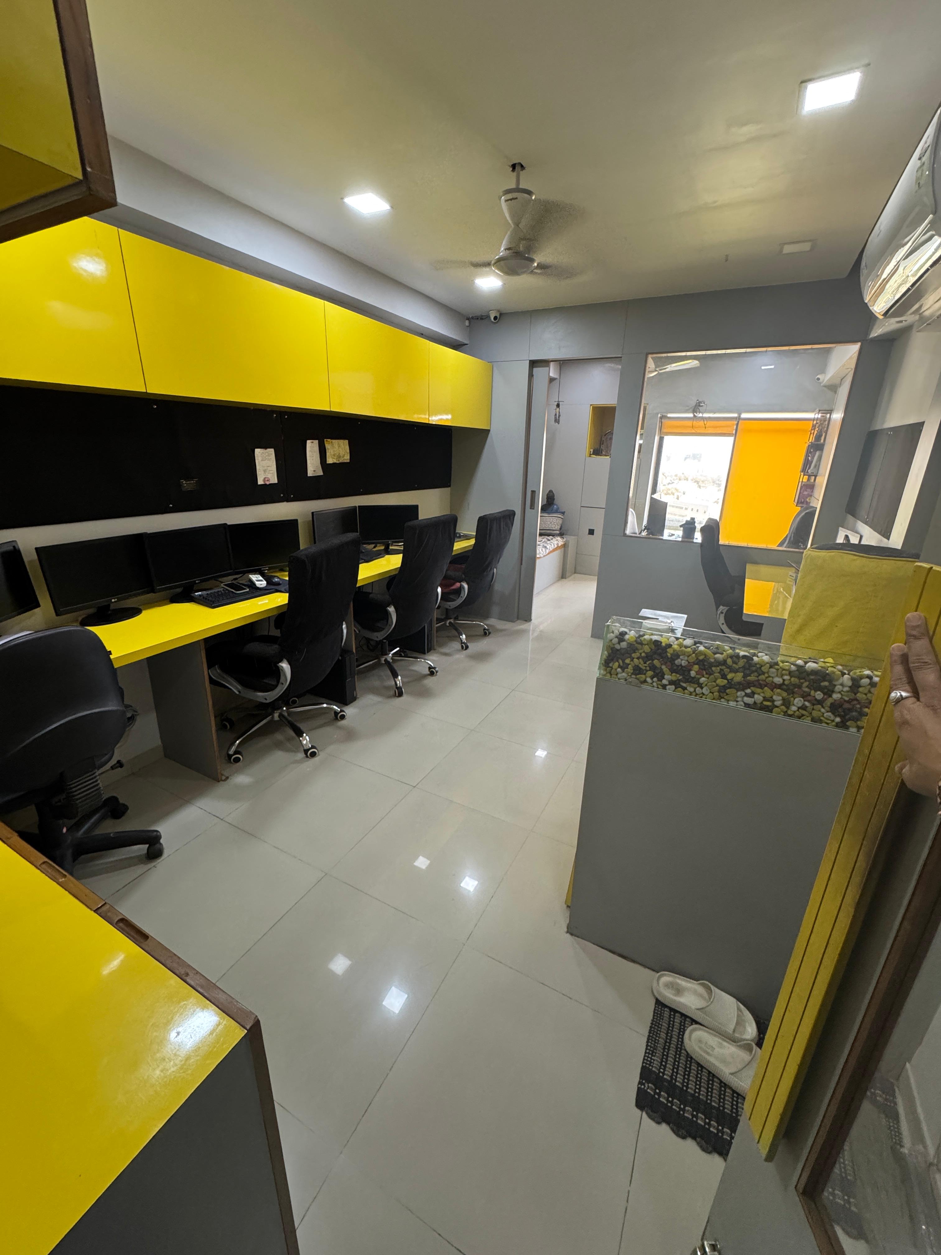 Office 417 Sq. Ft. Commercial Office for Sale in Makarba Ahmedabad - Media 4