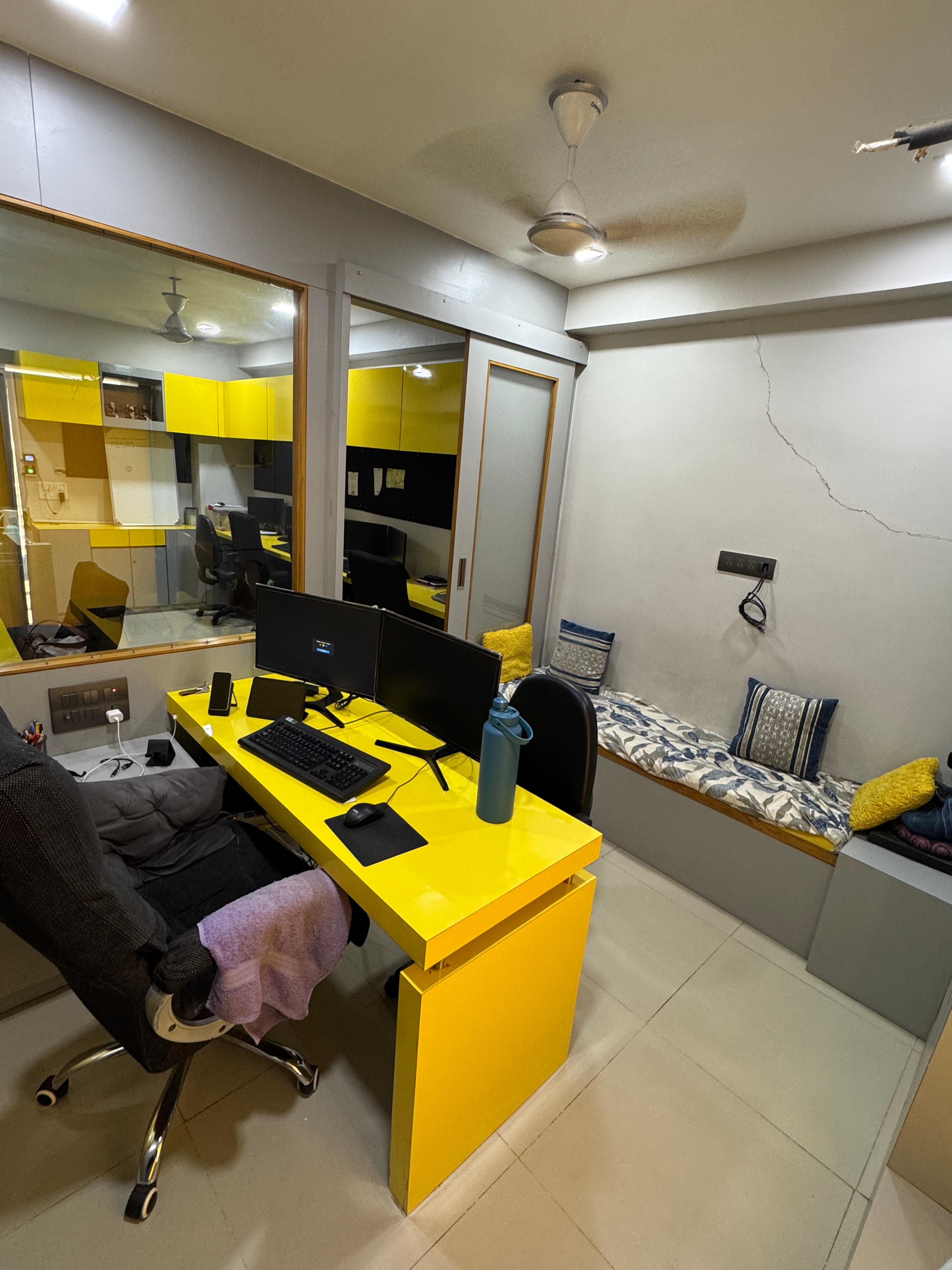 Office 417 Sq. Ft. Commercial Office for Sale in Makarba Ahmedabad - Media 6