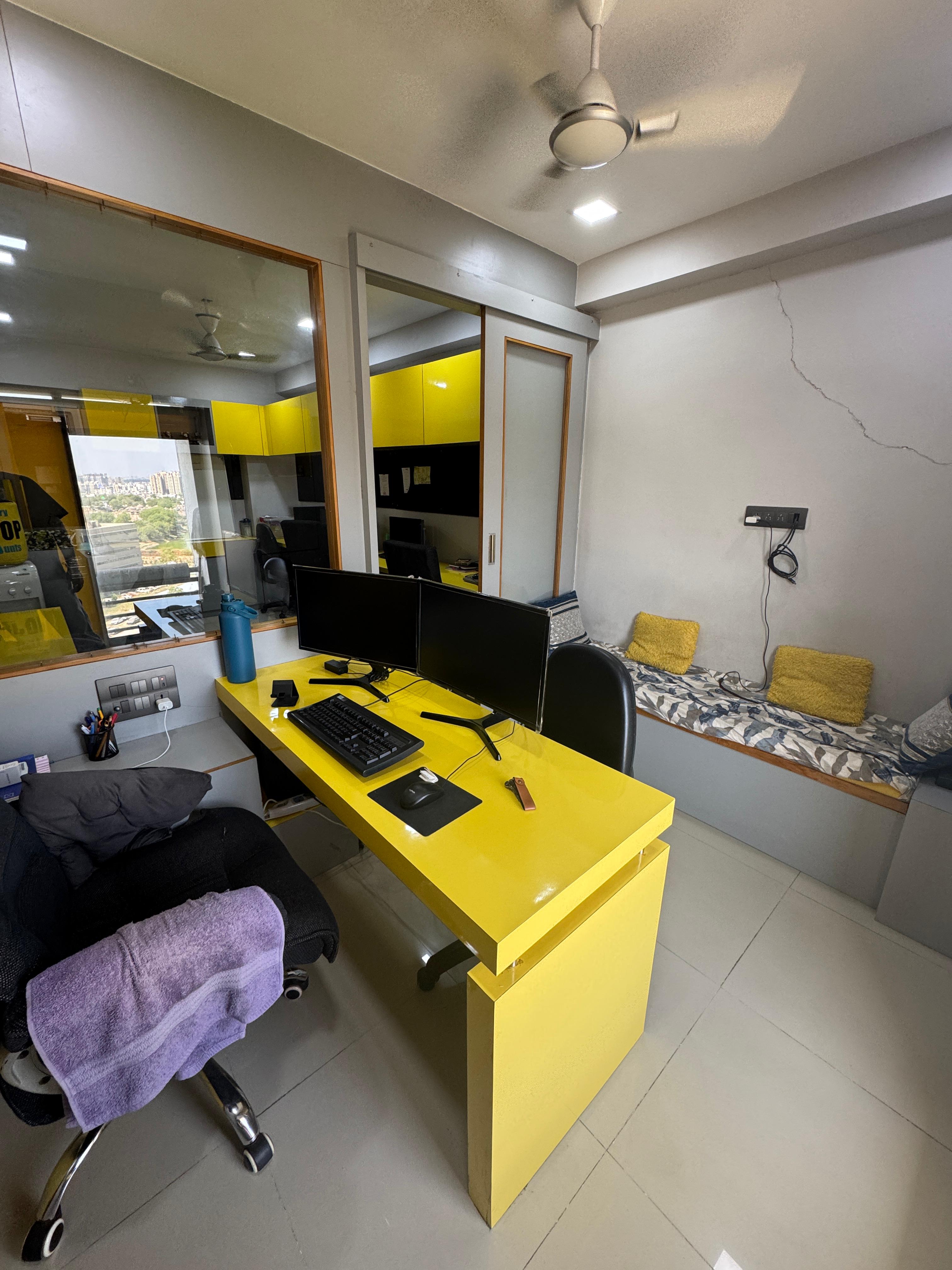 Office 417 Sq. Ft. Commercial Office for Sale in Makarba Ahmedabad - Media 8