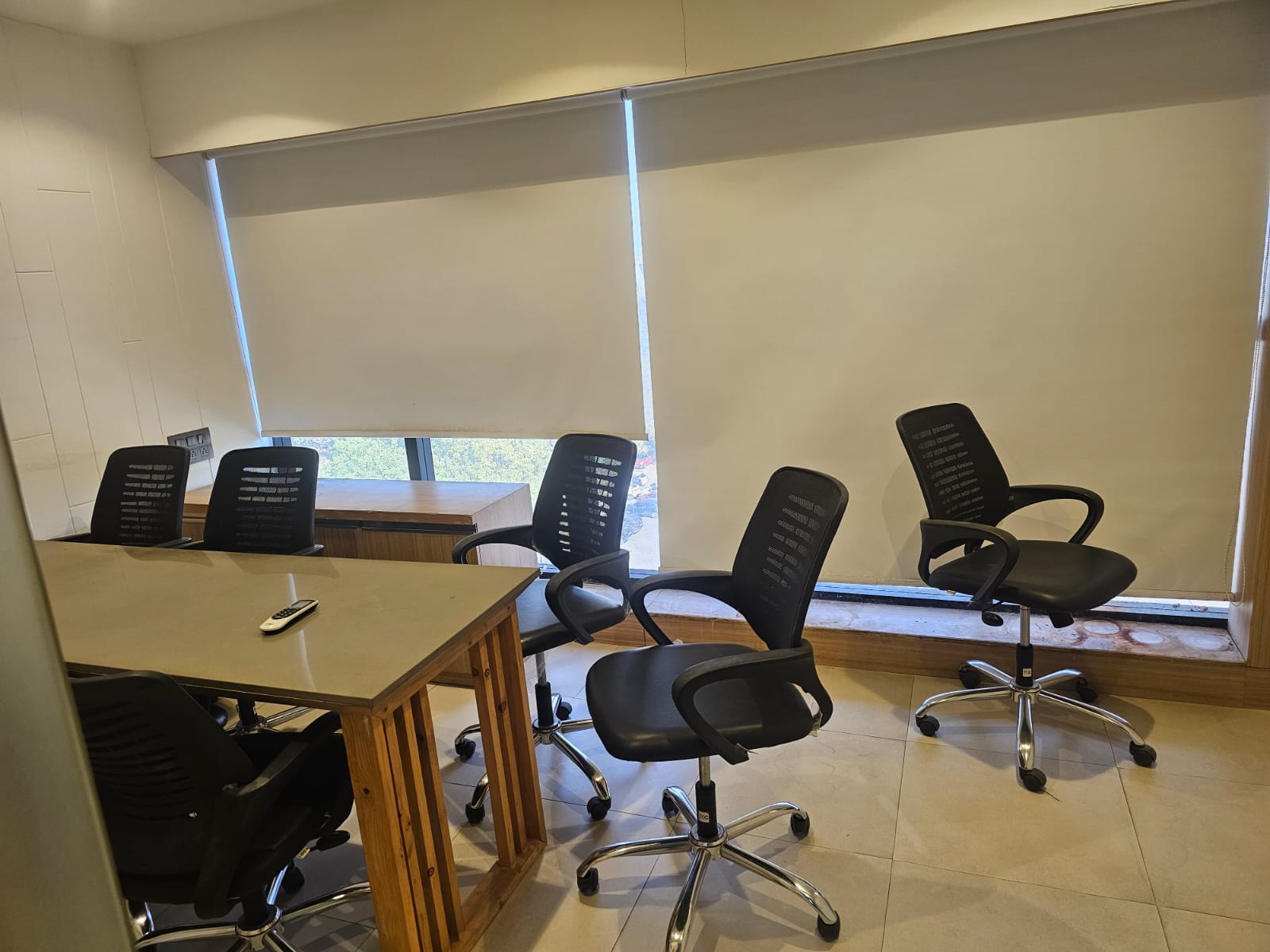 Office 1540 Sq. Ft. Commercial Office for Rent in Rajpath Rangoli Road Ahmedabad - Media 2