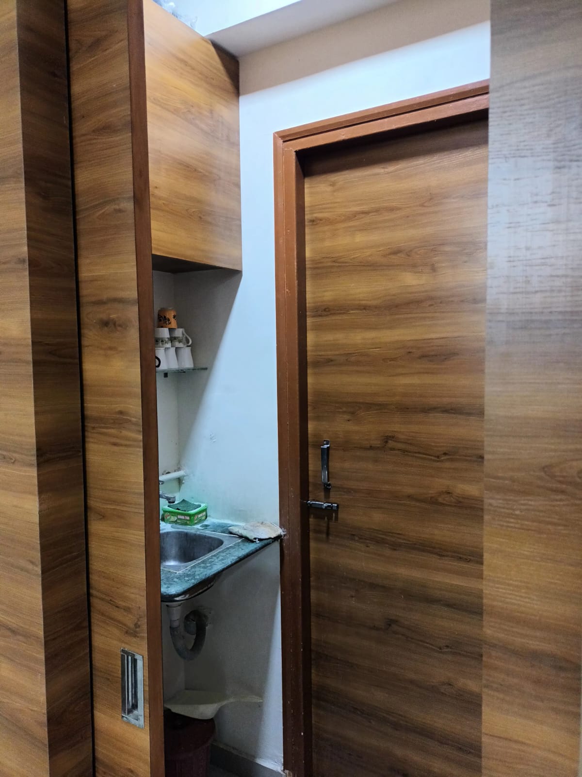 Office 466 Sq. Ft. Commercial Office for Sale in Memnagar/gurukul Ahmedabad - Media 6