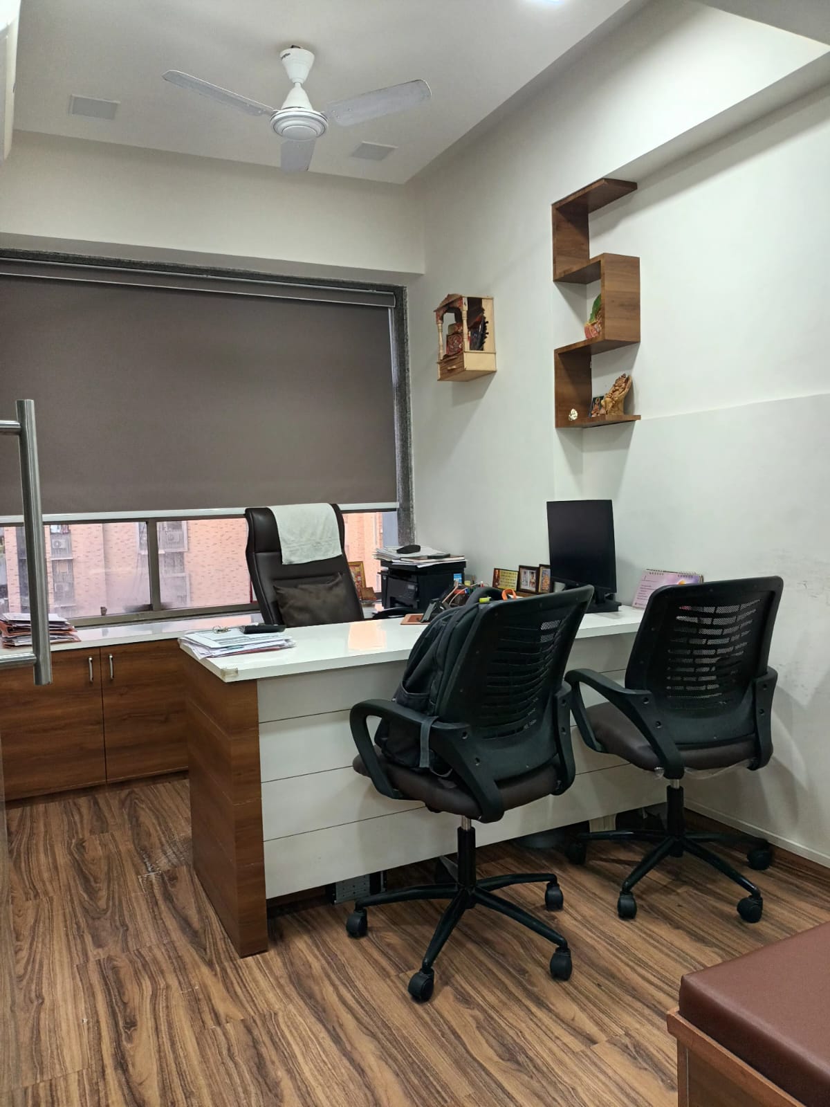 Office 466 Sq. Ft. Commercial Office for Sale in Memnagar/gurukul Ahmedabad - Media 9