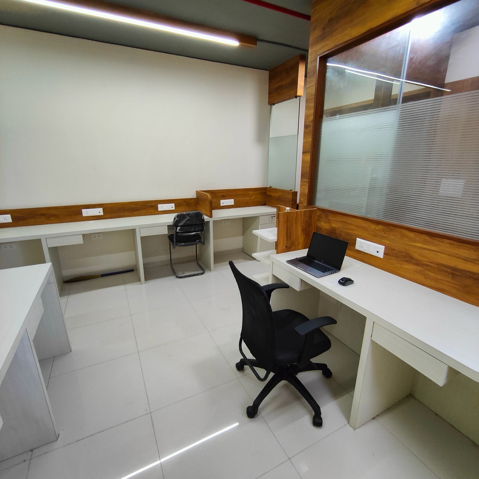 Office 550 Sq. Ft. Commercial Office for Rent in Bopal Ahmedabad - Media 7