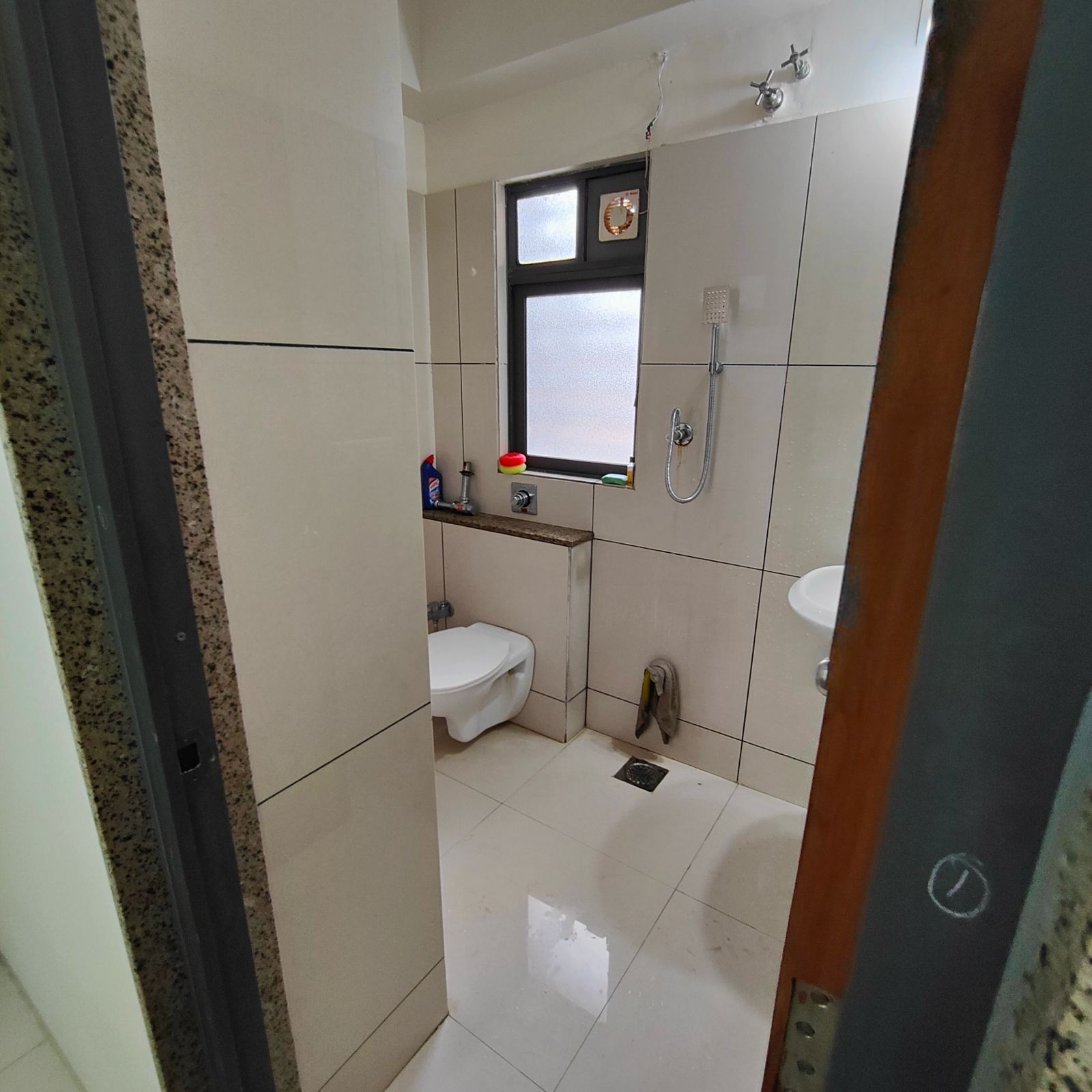 Office 550 Sq. Ft. Commercial Office for Rent in Bopal Ahmedabad - Media 9