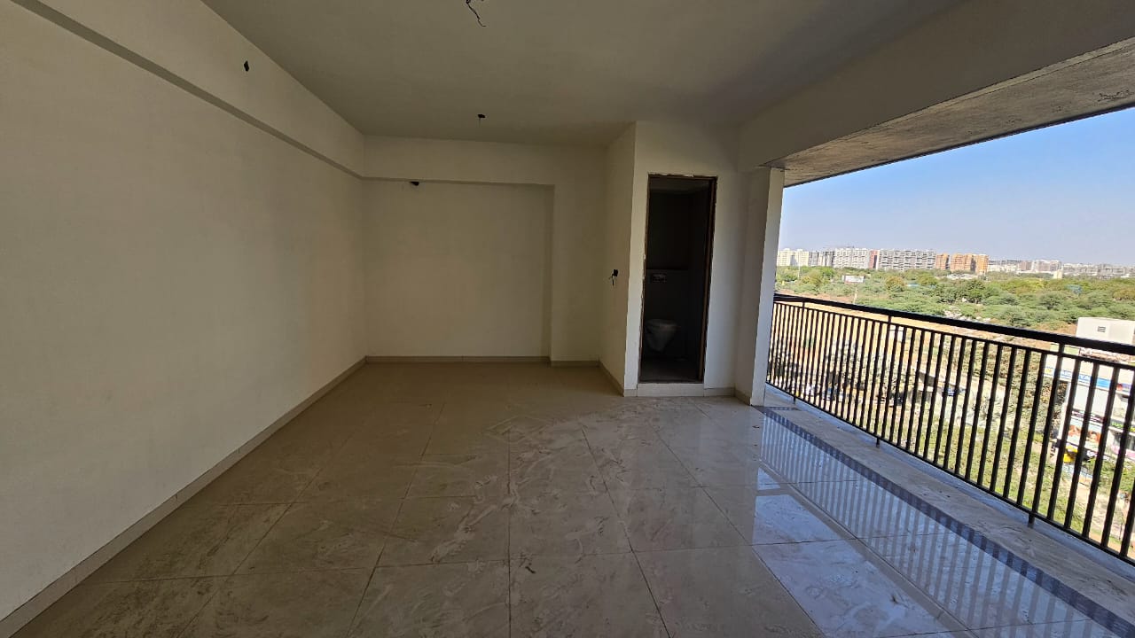 Office 580 Sq. Ft. Commercial Office for Rent in Gota Ahmedabad - Media 4