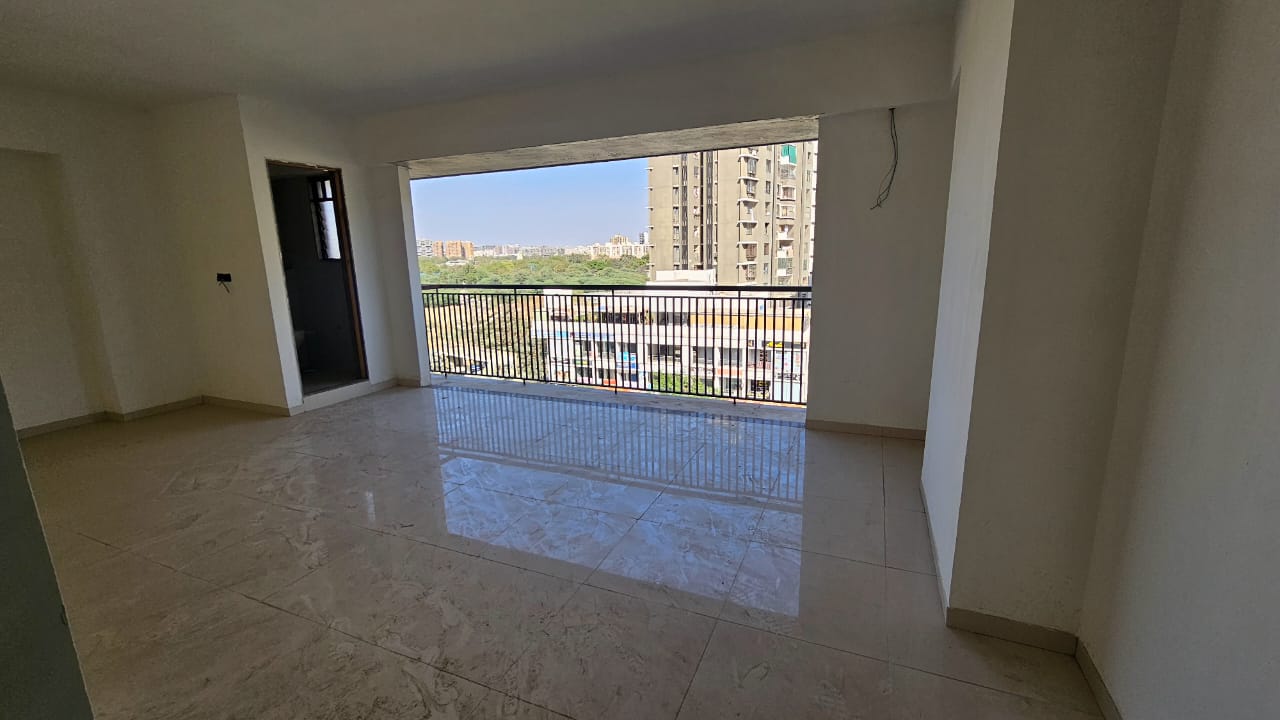 Office 580 Sq. Ft. Commercial Office for Rent in Gota Ahmedabad - Media 5