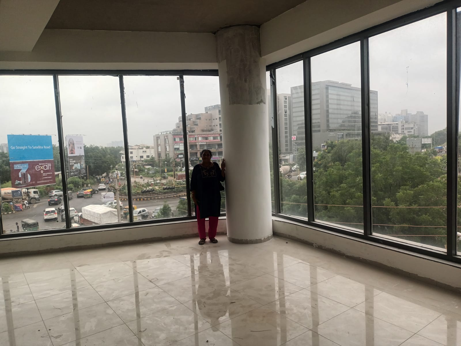Showroom 1500 Sq. Ft. Showroom Second Floor for Rent in Shilaj Ahmedabad - Media 4