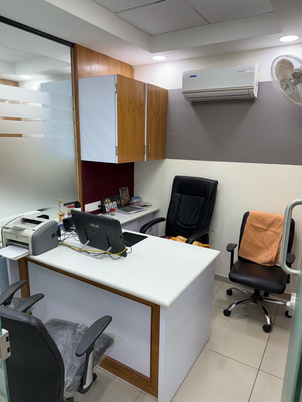 Office 775 Sq. Ft. Commercial Office for Rent in Bopal Ahmedabad - Media 6