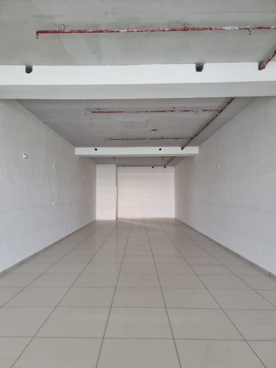 Office 3100 Sq. Ft. Commercial Office for Rent in Sg Highway Ahmedabad - Media 5