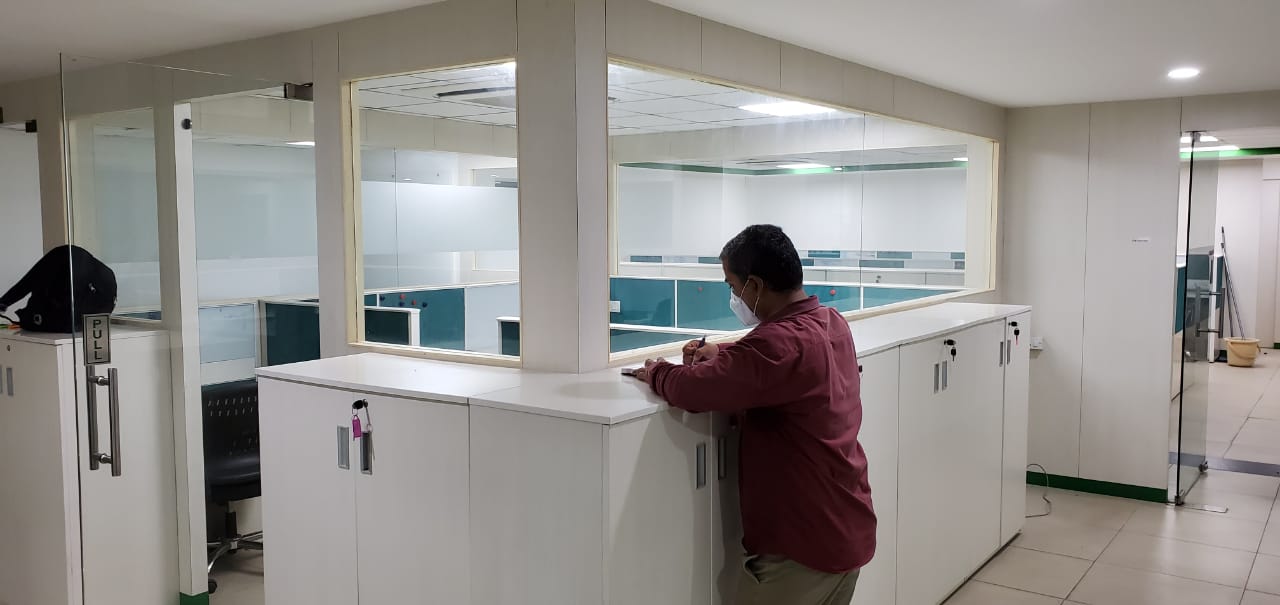 Office 4250 Sq. Ft. Commercial Office for Rent in Sg Highway Ahmedabad - Media 6