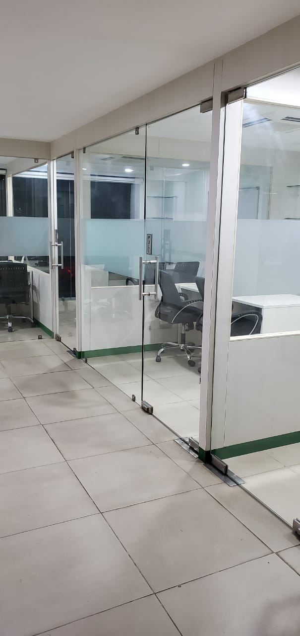 Office 4250 Sq. Ft. Commercial Office for Rent in Sg Highway Ahmedabad - Media 10