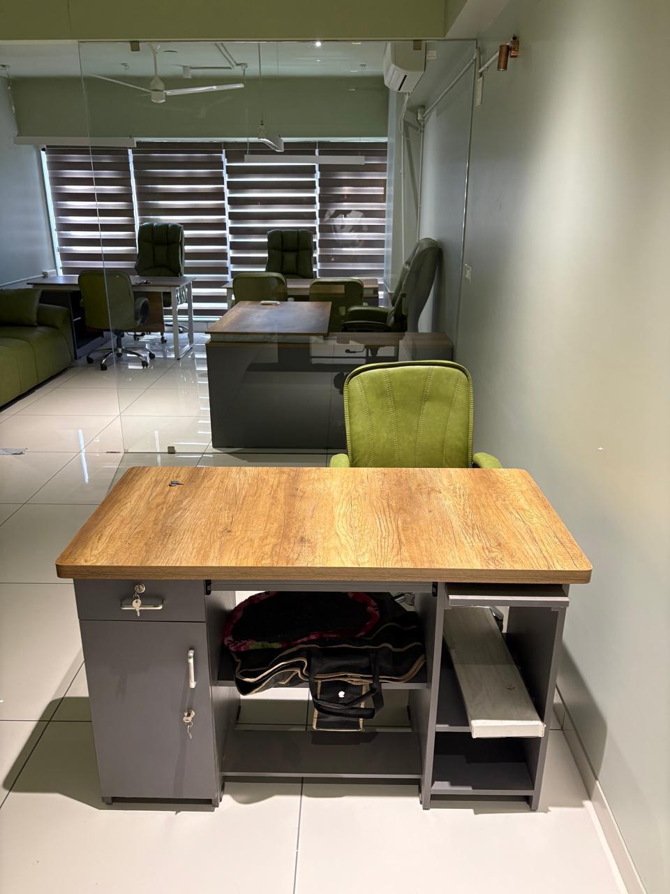 Office 875 Sq. Ft. Commercial Office for Rent in Jagatpur Ahmedabad - Media 7