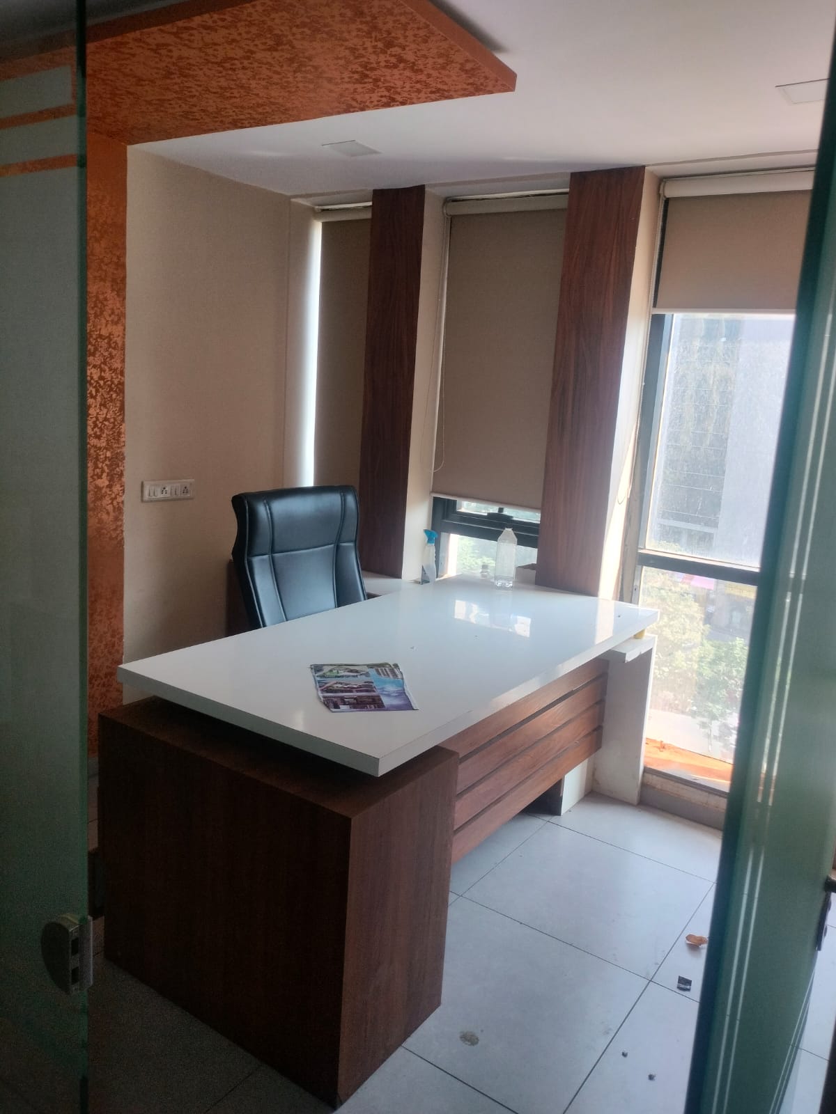 Office 600 Sq. Ft. Commercial Office for Rent in Prahladnagar Ahmedabad