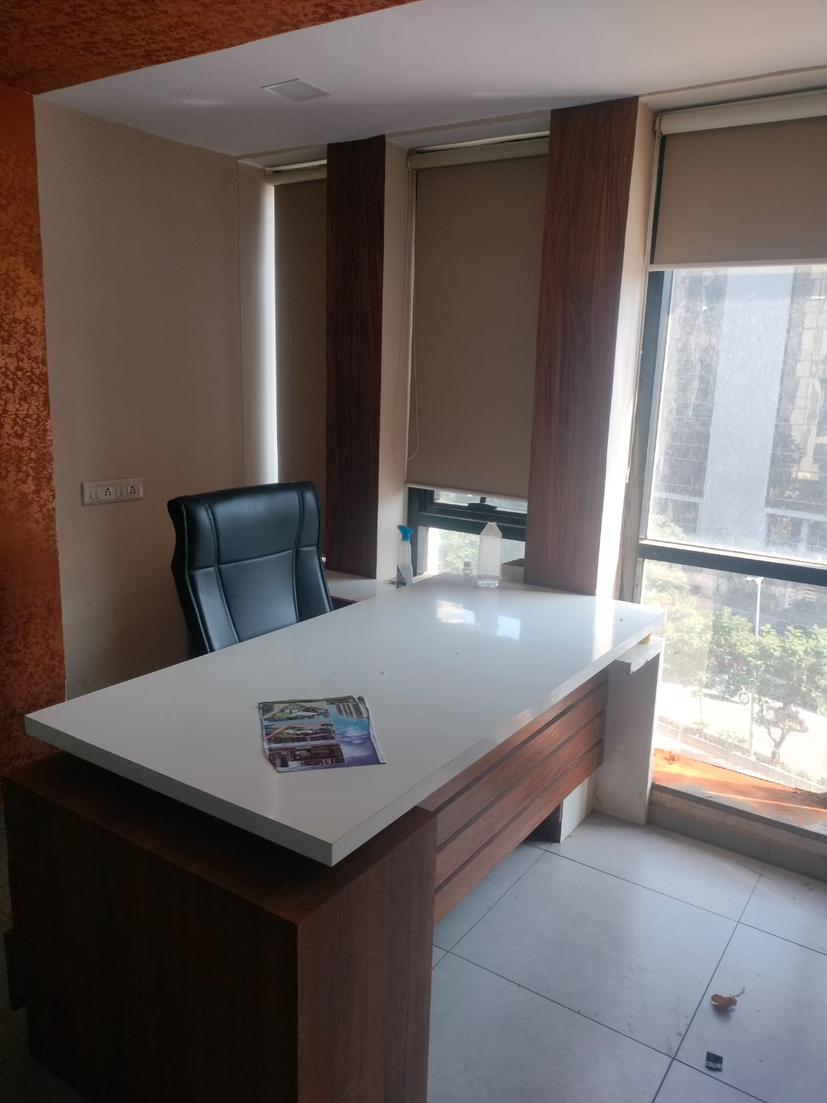 Office 600 Sq. Ft. Commercial Office for Rent in Prahladnagar Ahmedabad - Media 2