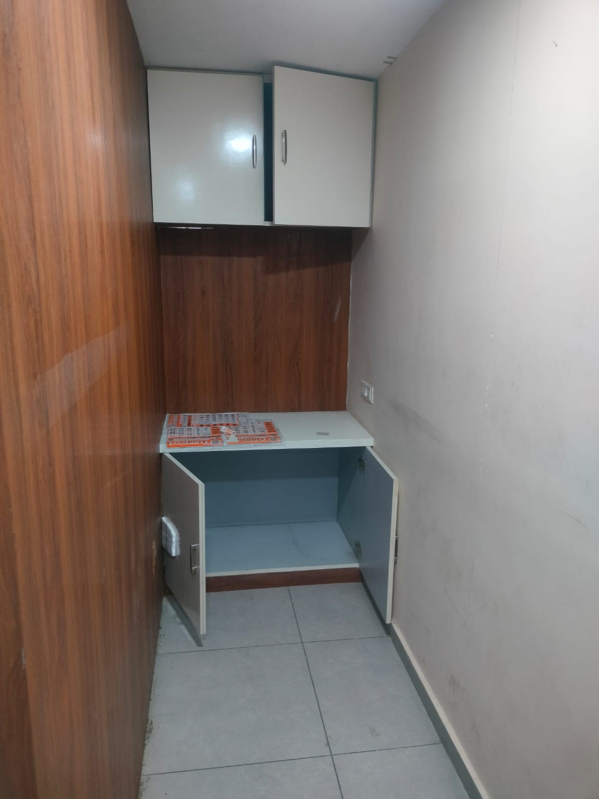 Office 600 Sq. Ft. Commercial Office for Rent in Prahladnagar Ahmedabad - Media 6
