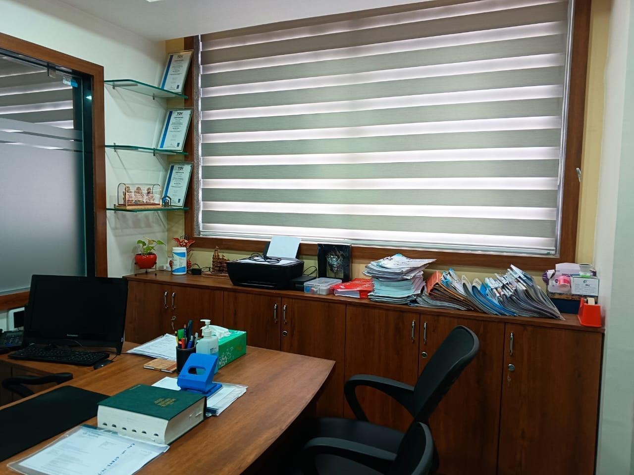 Office 400 Sq. Ft. Commercial Office for Rent in South Bopal Ahmedabad - Media 6