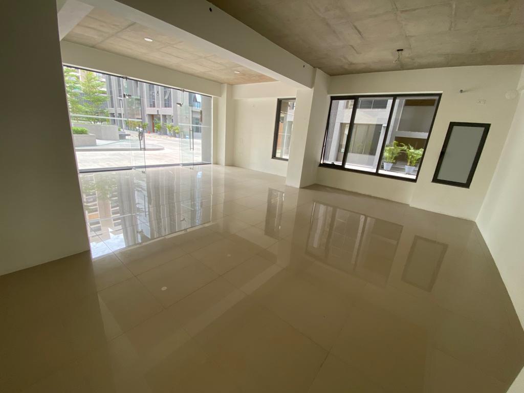 Office 1165 Sq. Ft. Commercial Office for Sale in Prahladnagar Ahmedabad - Media 5