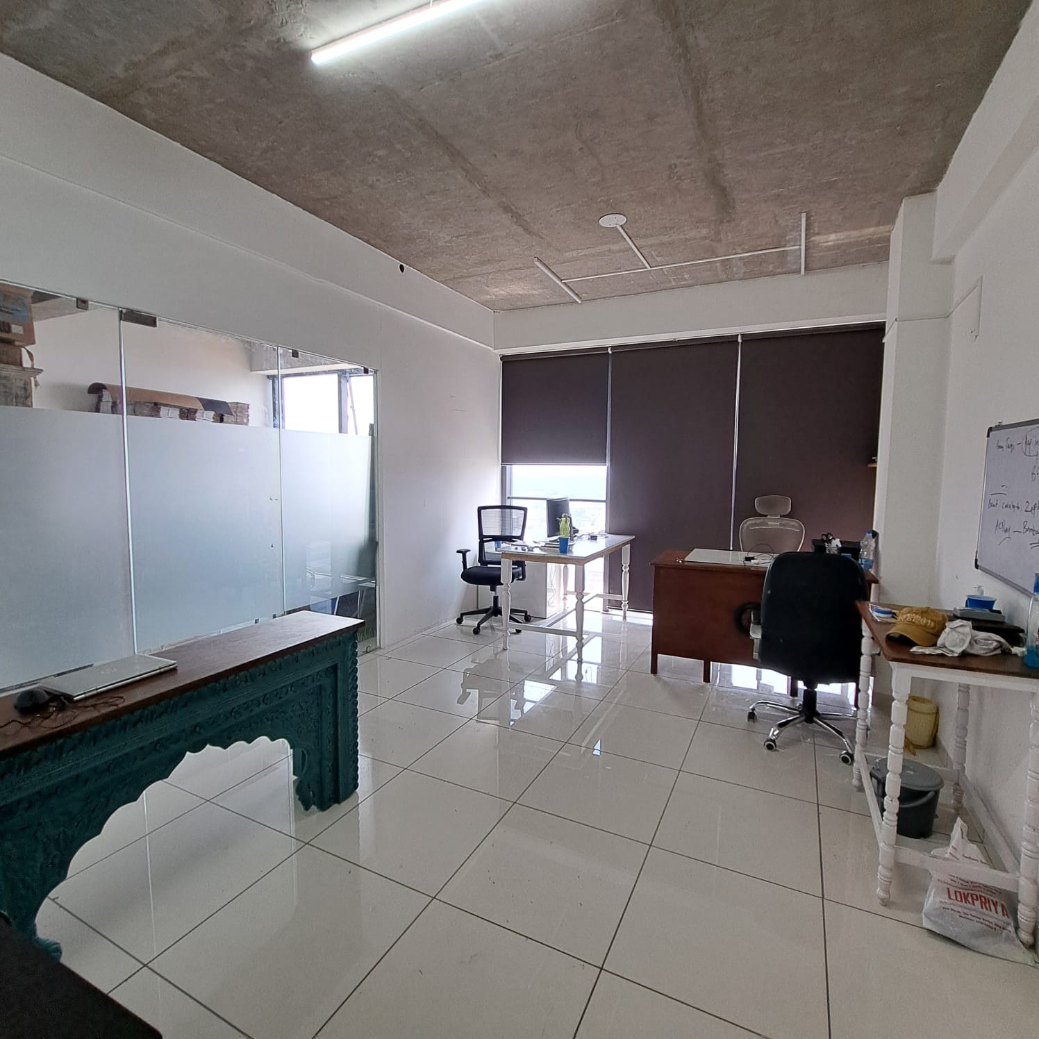 Office 803 Sq. Ft. Commercial Office for Rent in Sg Highway Ahmedabad