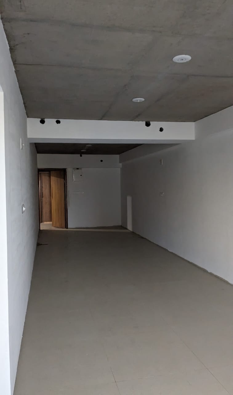 Office 930 Sq. Ft. Commercial Office for Sale in Satellite Ahmedabad