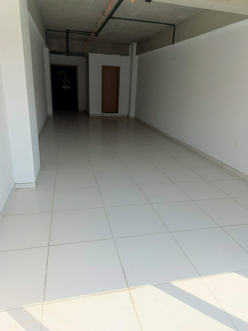 Office 873 Sq. Ft. Commercial Office for Rent in Jagatpur Ahmedabad