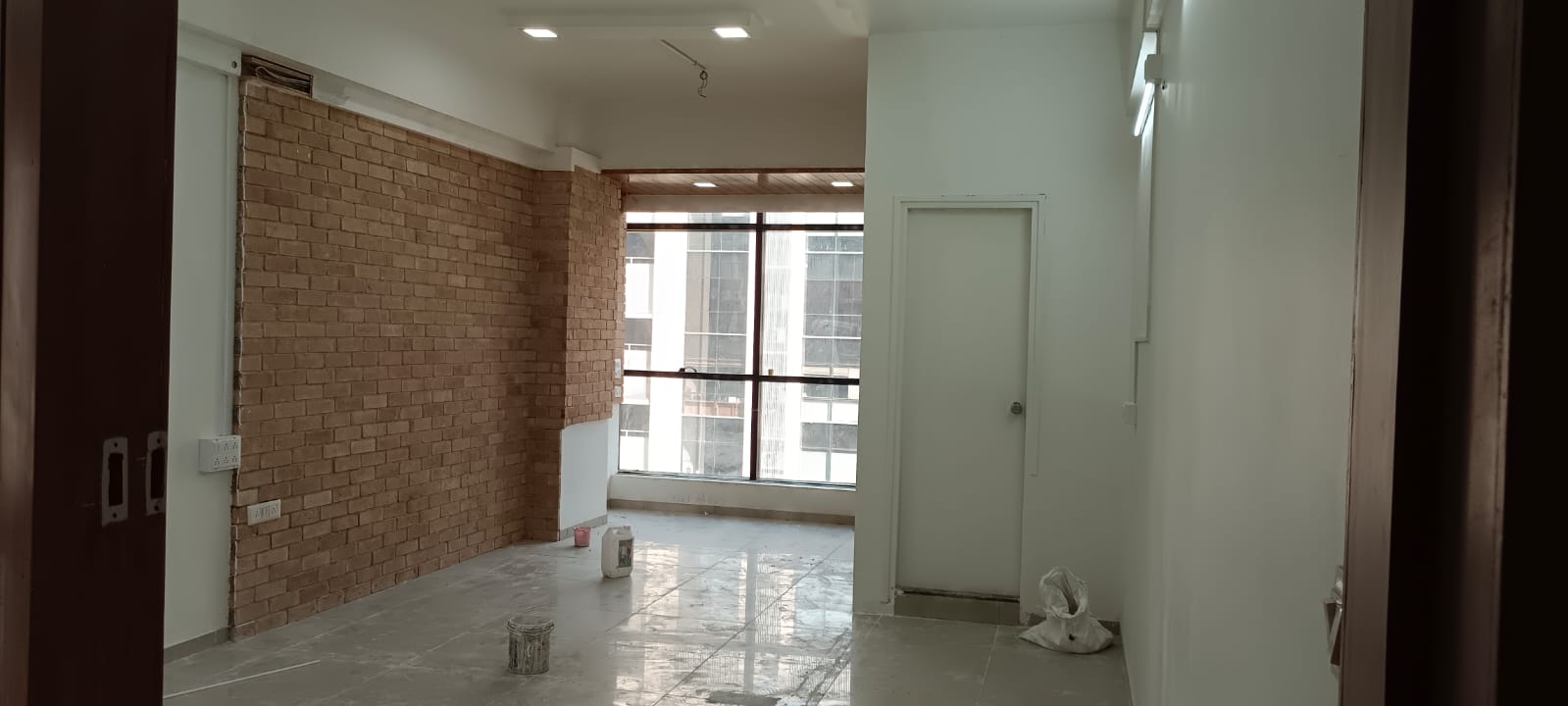 Office 610 Sq. Ft. Commercial Office for Rent in Bodakdev Ahmedabad
