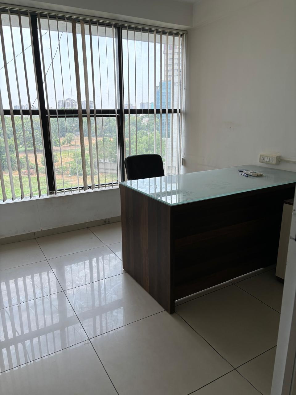Office 682 Sq. Ft. Commercial Office for Rent in Zydus Road Ahmedabad