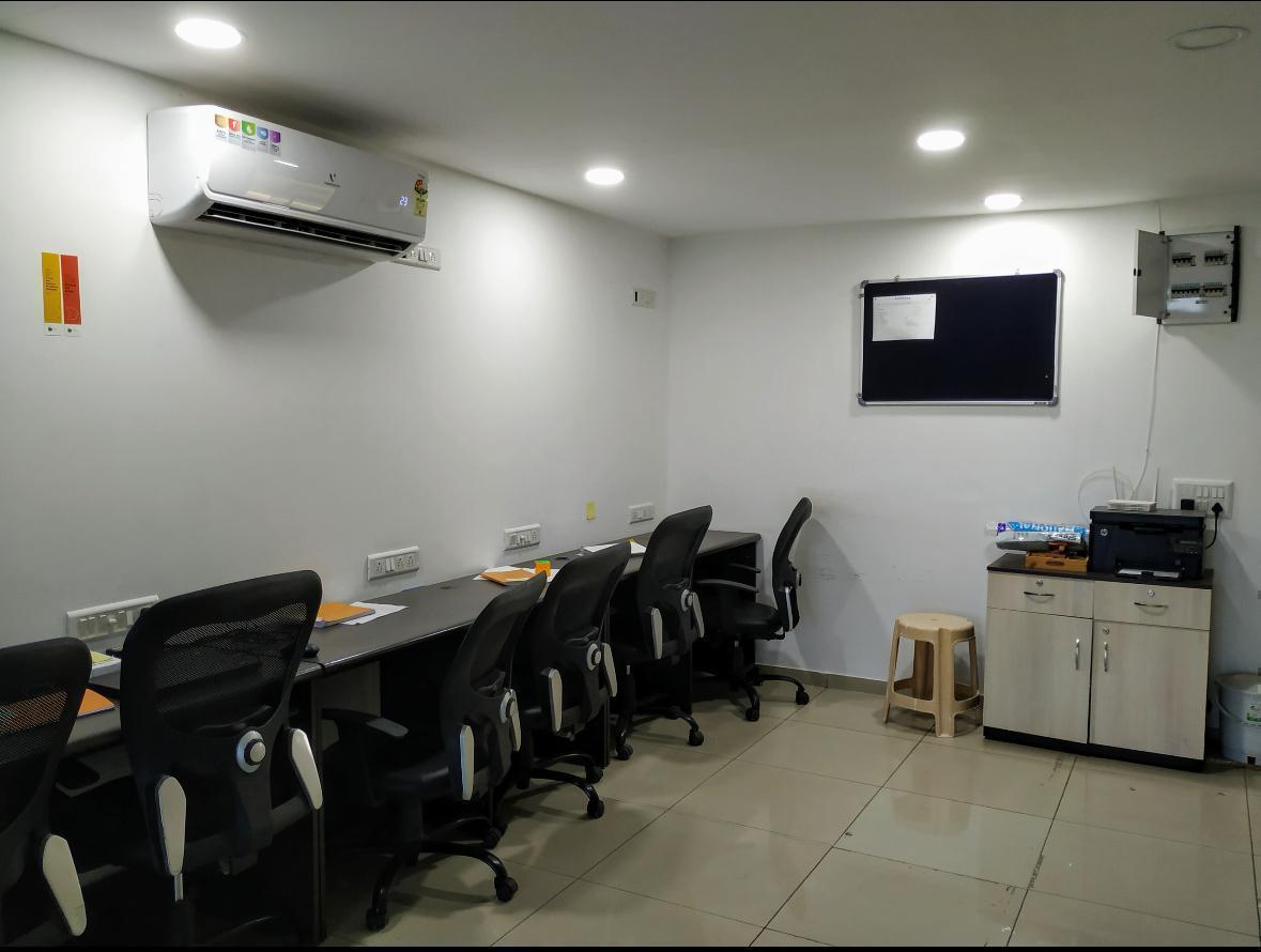 Office 682 Sq. Ft. Commercial Office for Rent in Zydus Road Ahmedabad - Media 6