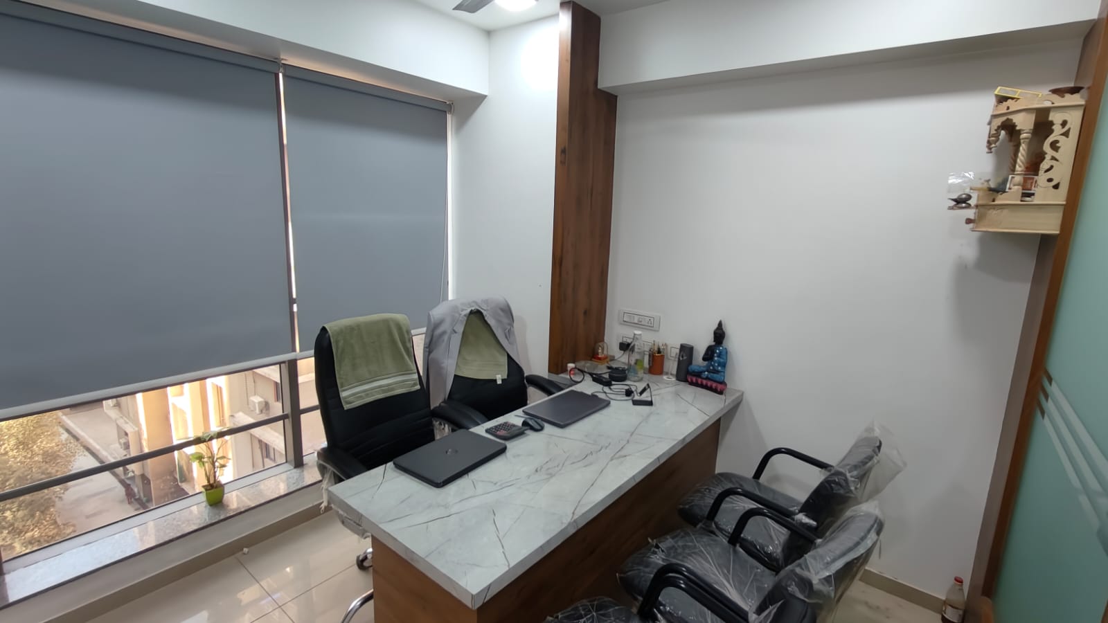 Office 610 Sq. Ft. Commercial Office for Rent in Sp Ring Road Ahmedabad - Media 2