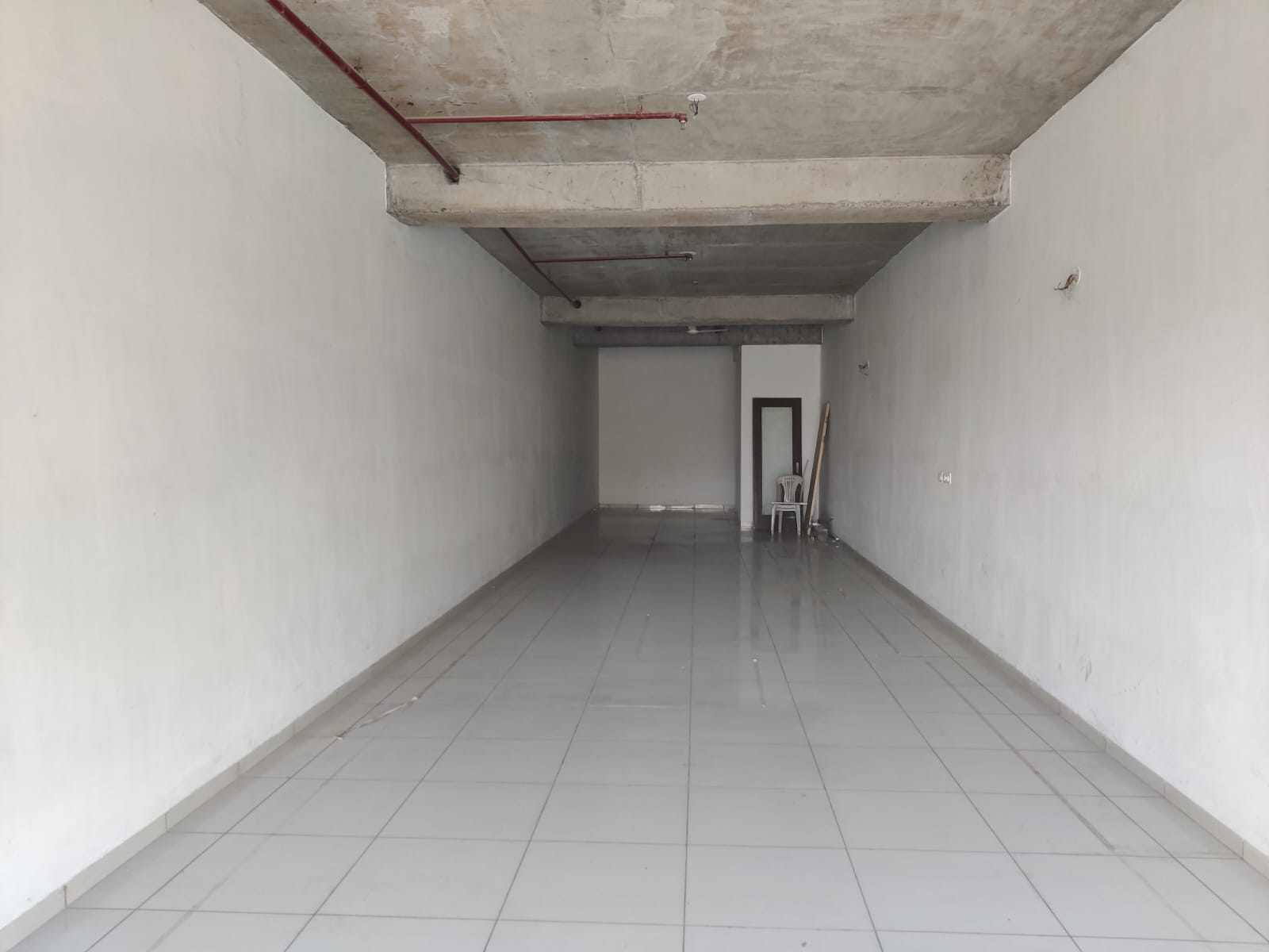 Showroom 1730 Sq. Ft. Showroom First Floor for Rent in Bodakdev Ahmedabad - Media 2