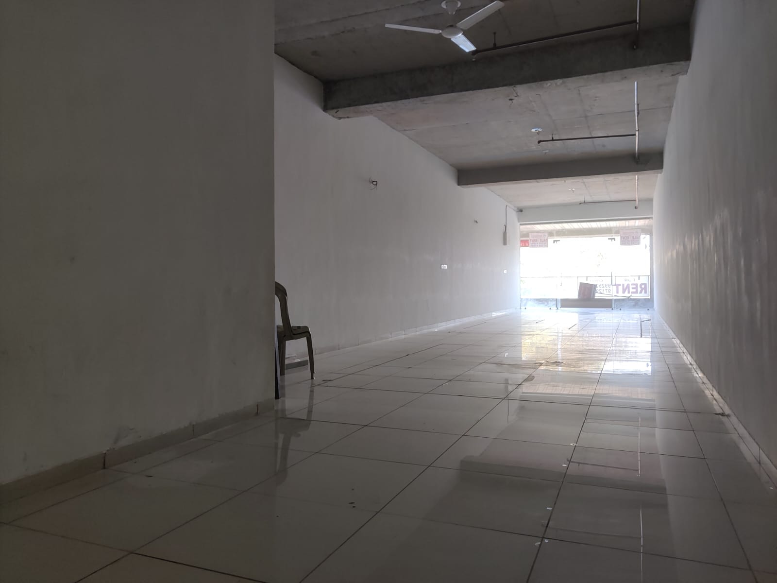Showroom 1730 Sq. Ft. Showroom First Floor for Rent in Bodakdev Ahmedabad - Media 4