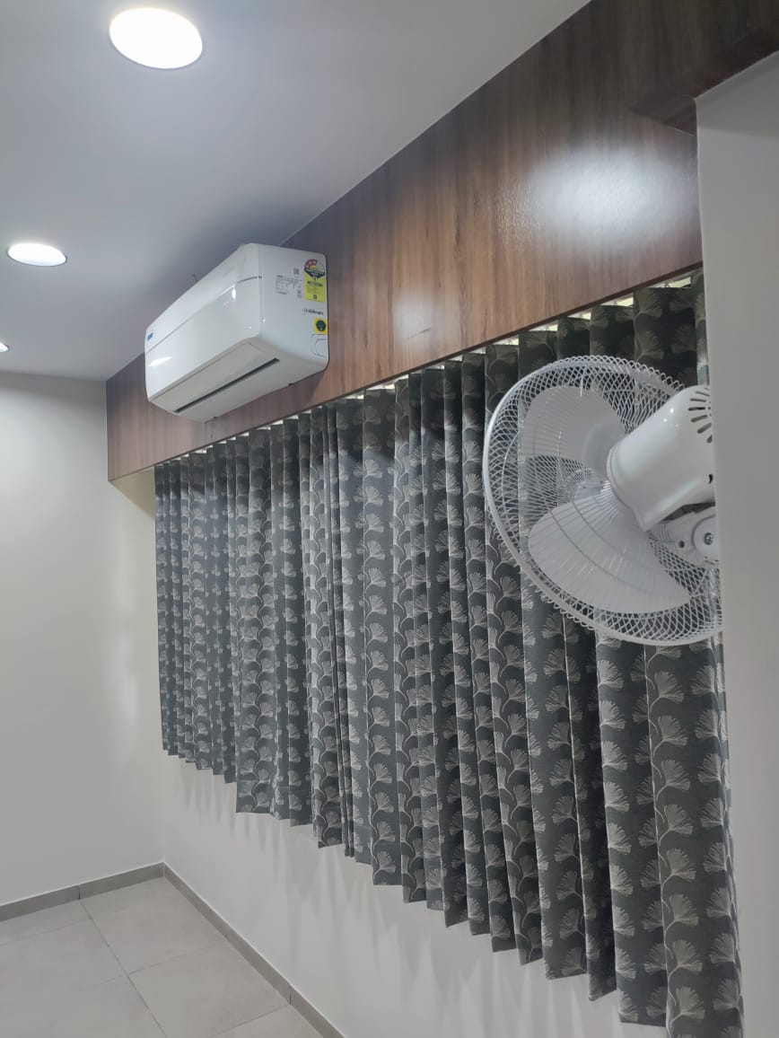 Office 661 Sq. Ft. Commercial Office for Rent in Ambawadi Ahmedabad - Media 8