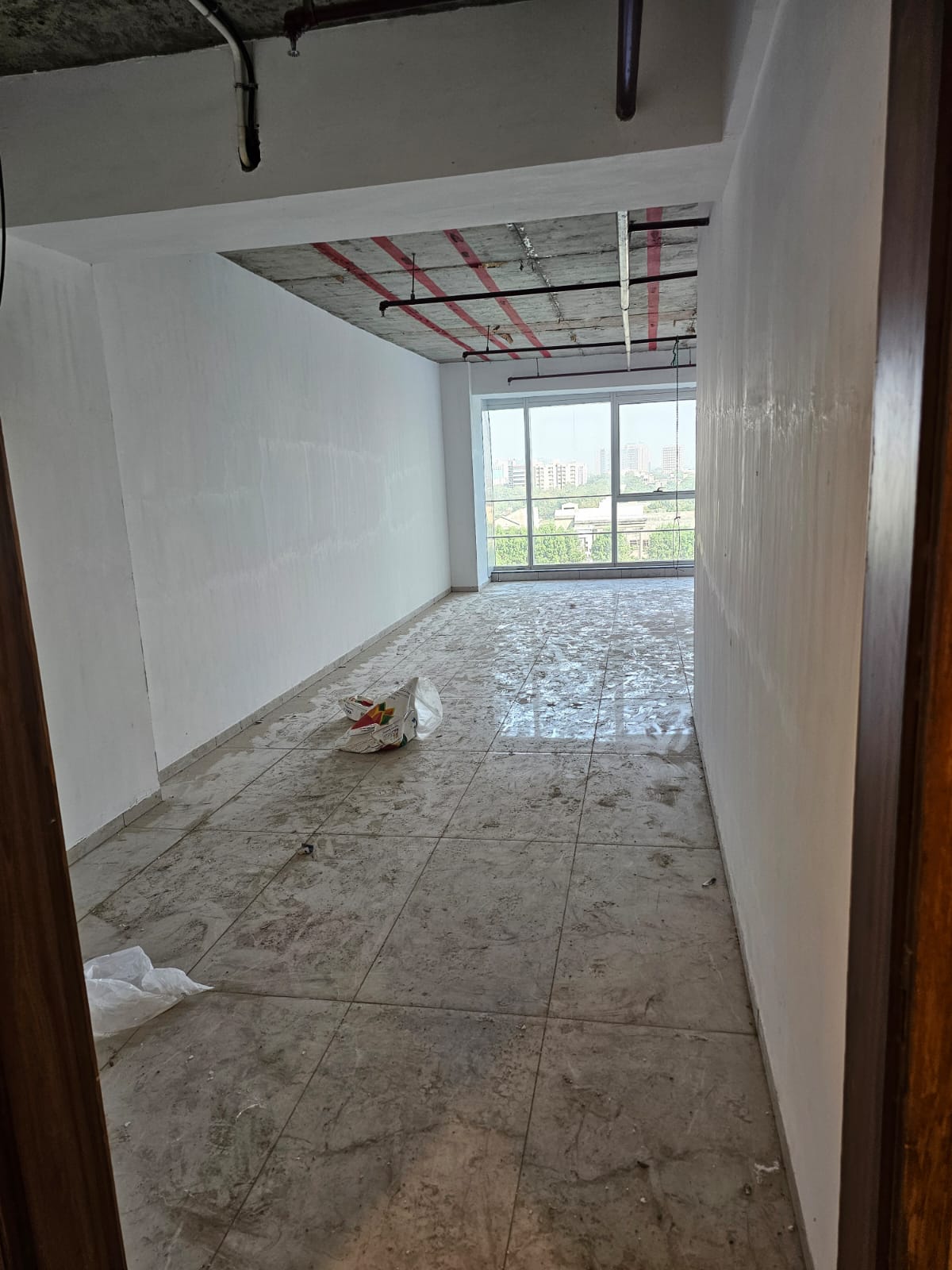 Office 982 Sq. Ft. Commercial Office for Sale in Sindhu Bhavan Road Ahmedabad - Media 5