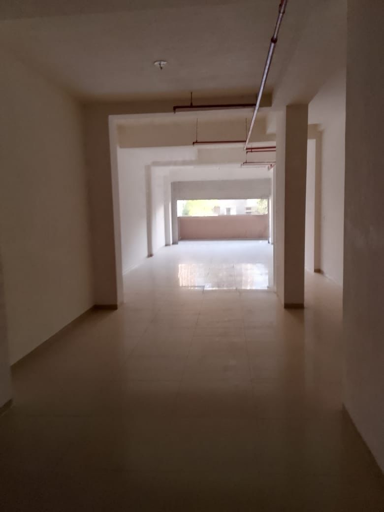 Showroom 3150 Sq. Ft. Showroom First Floor for Rent in Shela Ahmedabad - Media 2